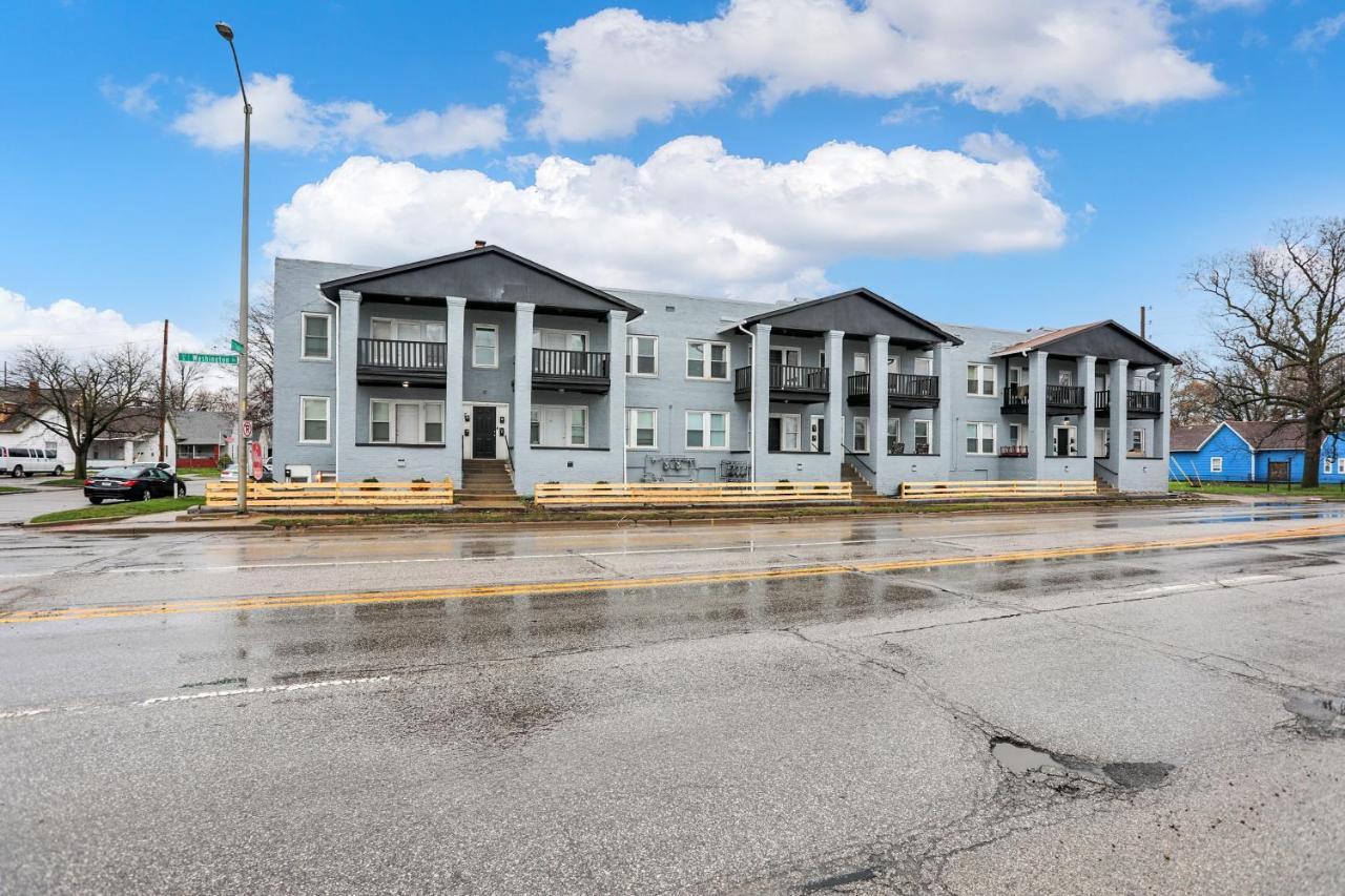 The Village Downtown West Indianapolis Luaran gambar