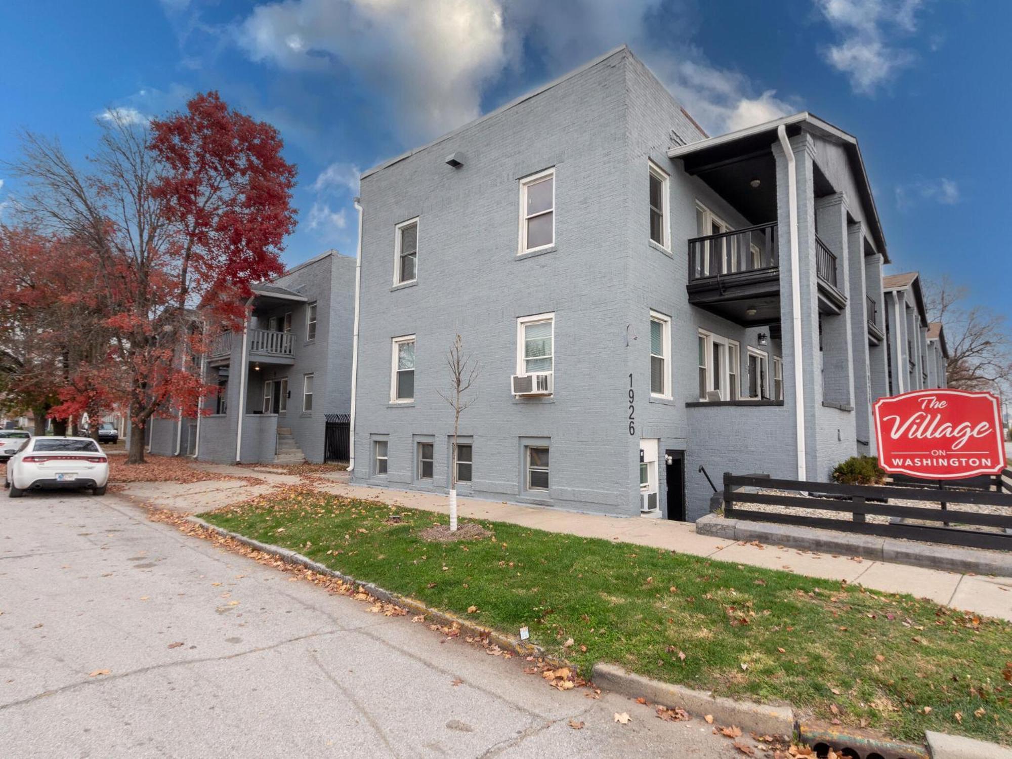 The Village Downtown West Indianapolis Luaran gambar